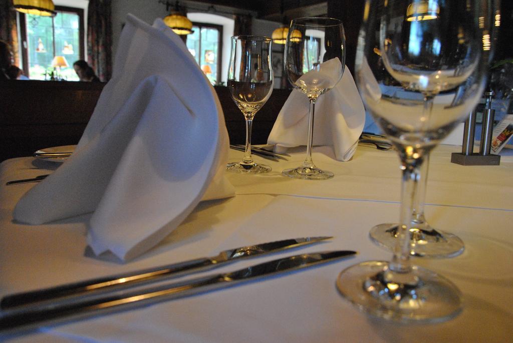 Hotel Restaurant Forstwirt Grasbrunn Kültér fotó